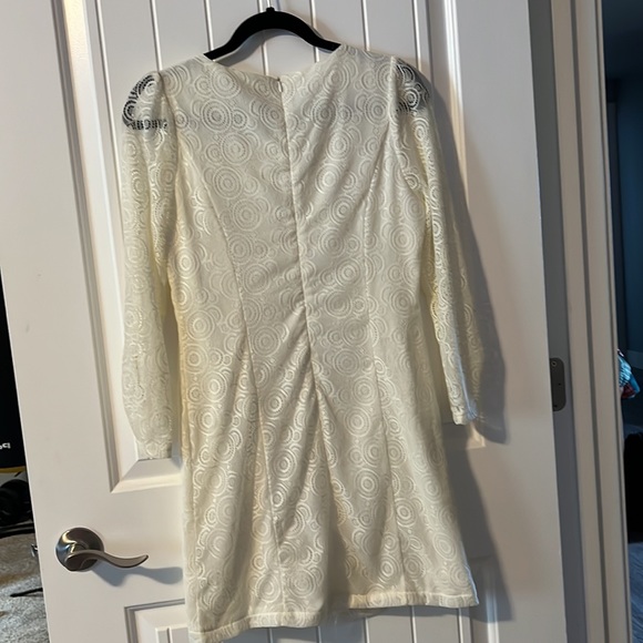 MM Couture cream colored mini dress. Labeled as a L. It is a size small. - Picture 4 of 4